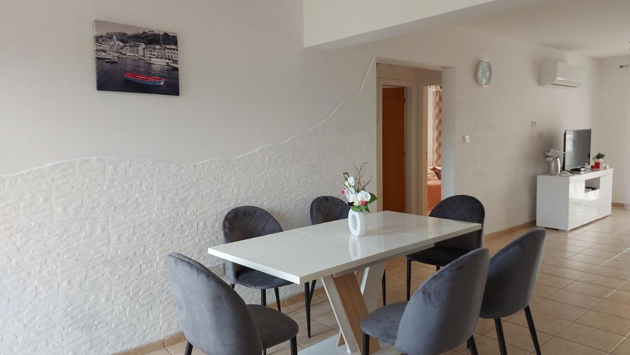 Nissi Golden Sands Sea View 2 Bedroom Apartment Ayia Napa Exterior foto