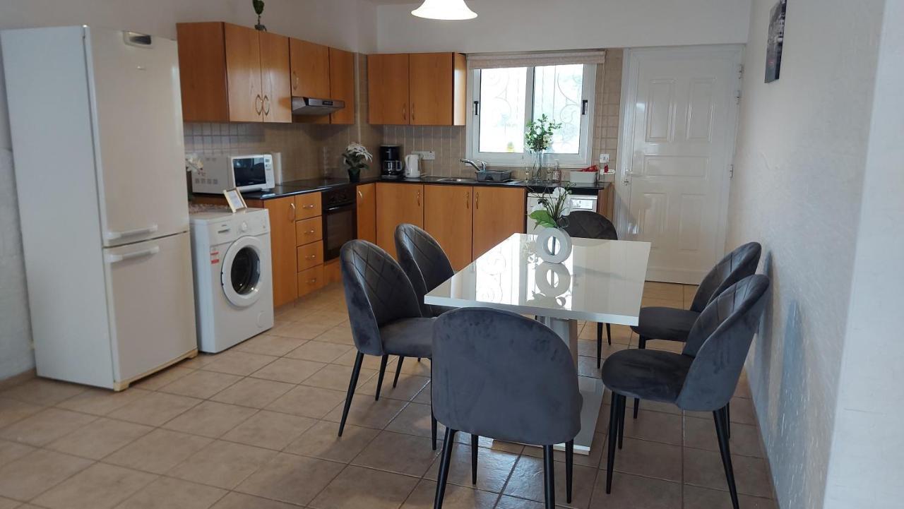 Nissi Golden Sands Sea View 2 Bedroom Apartment Ayia Napa Exterior foto